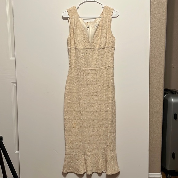 ST. John Dress - Picture 1 of 4
